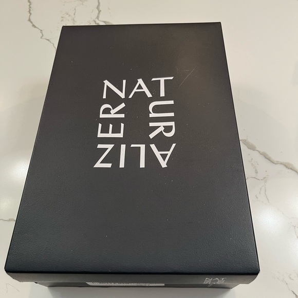 Naturalizer Vera Dark Gold, Chic Block Heel Sandals, Size 9.5 M, NWT - Picture 9 of 9